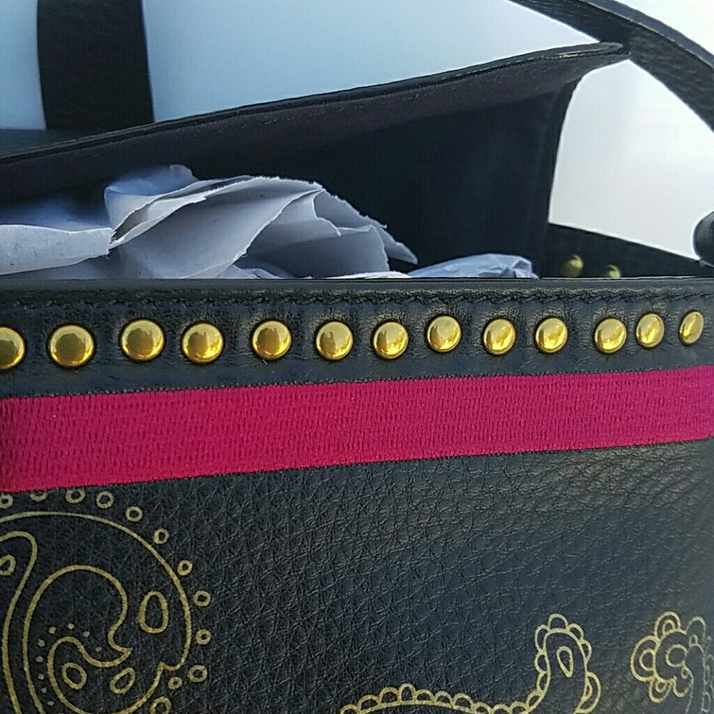 Handbag - Picture 2 of 4